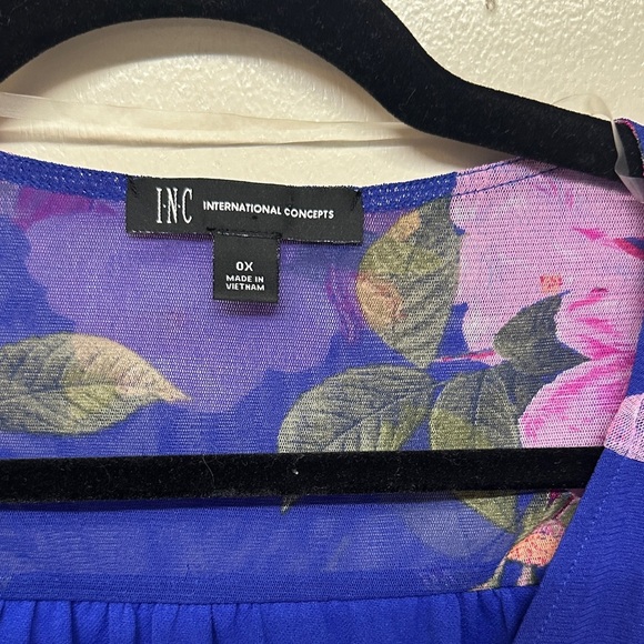 I.N.C International Concepts Womens Surplice Floral Pullover Blouse, - Picture 2 of 12